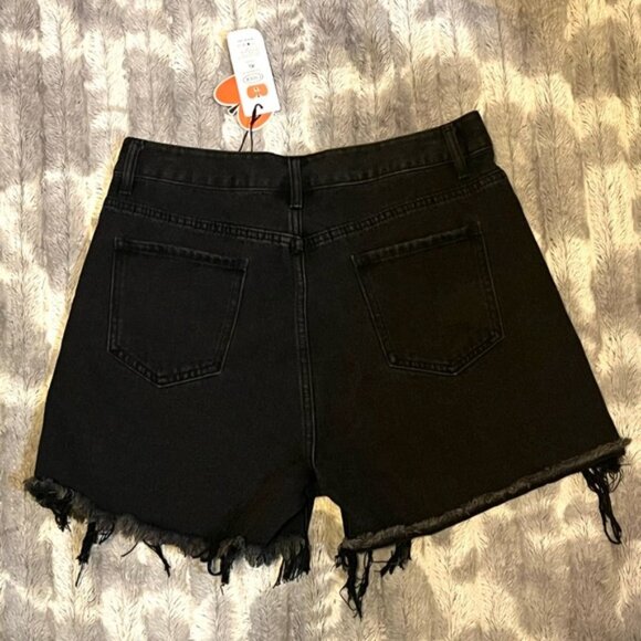 Cider Diamond Tassels Ripped Denim ShortsSize XL - Picture 4 of 10